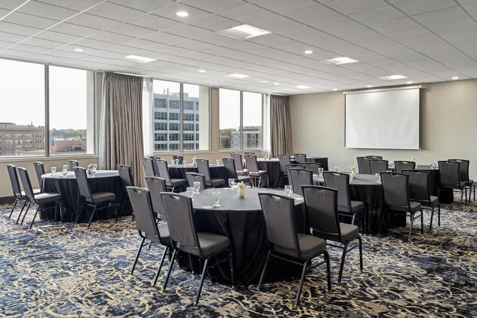Holiday Inn Sioux Falls-City Center By Ihg Buitenkant foto